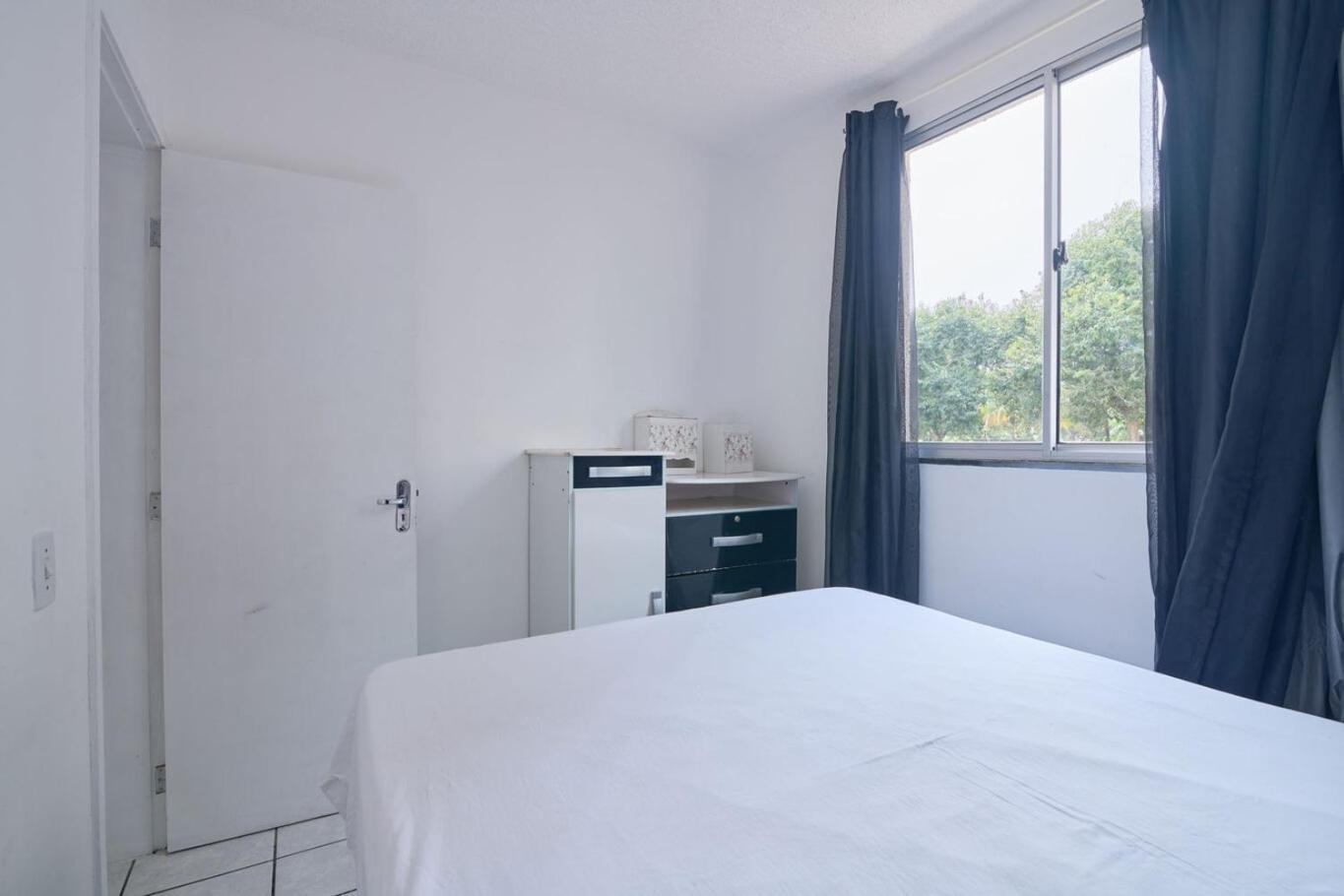 Flat Confortavel Com Wi-fi Em Santa Cruz Rj Apartamento *